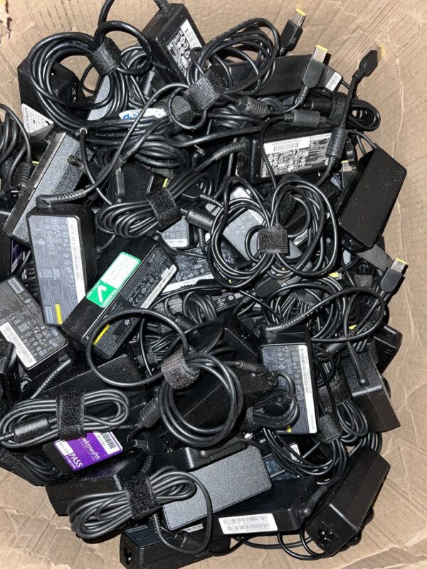 **50X Job Lot *** GENUINE LENOVO LAPTOP CHARGER 20V - 3.25A, 65W RECTANGLE TIP