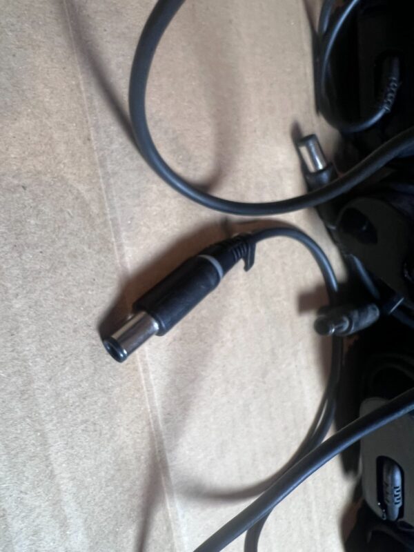** 10X Job Lot **GENUINE Dell Laptop Charger 19.5V-3.34A, 65W (7.4mm Big Pin) - Image 4