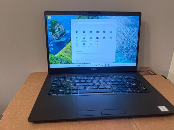 Dell Latitude 7300 Windows 11 13" FHD Laptop Intel i5 8265U 8GB RAM 256GB SSD