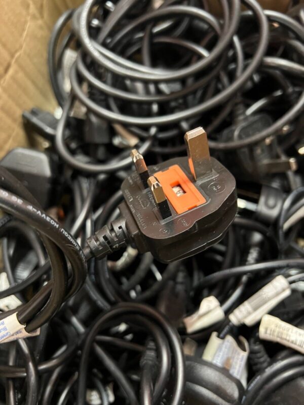 ** JOB LOT * 10 - 50 X UK 3 Pin Power Cord C5 Clover Leaf Power Cable - Image 4