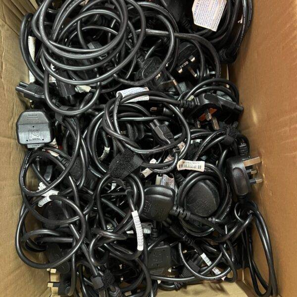 ** JOB LOT * 10 - 50 X UK 3 Pin Power Cord C5 Clover Leaf Power Cable