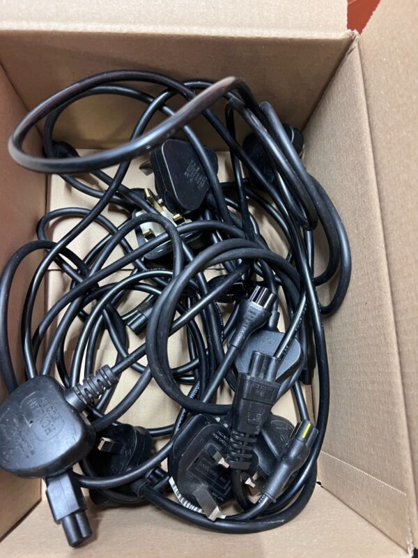 ** JOB LOT * 10 - 50 X UK 3 Pin Power Cord C5 Clover Leaf Power Cable - Image 8