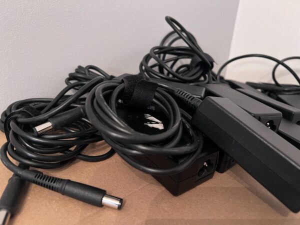 *10X Job lot* GENUINE HP LAPTOP A/C ADAPTER 45W 19.5V 744893-001 7.4MM DC JACK - Image 5