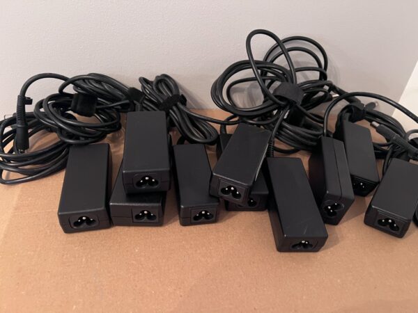 *10X Job lot* GENUINE HP LAPTOP A/C ADAPTER 45W 19.5V 744893-001 7.4MM DC JACK