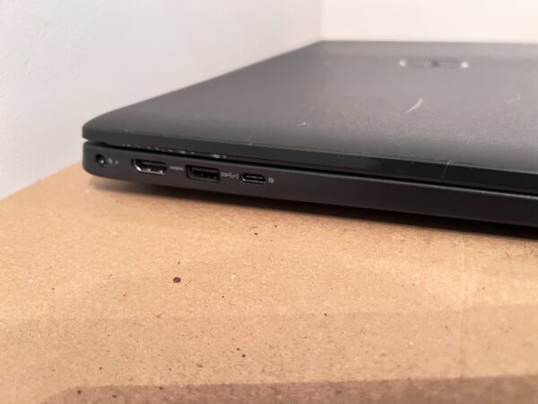 Dell Latitude 3520 FHD 15.6" i5-1135G7 Quad Core 16GB 256GB Windows 11 Laptop - Image 7